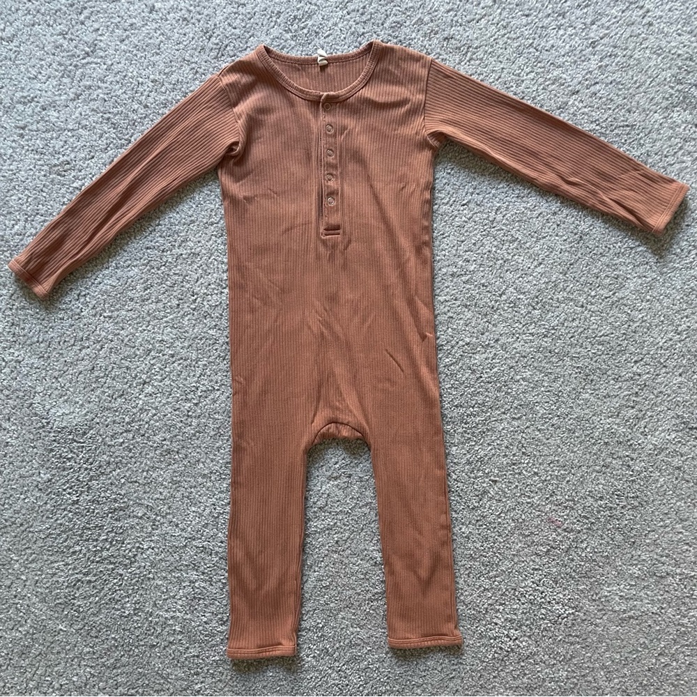 Quincy Mae Ribbed Baby Jumpsuit
